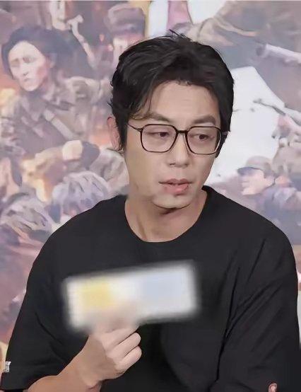 朱亚文这牌打得稀烂！好演技偏要靠“掀桌”营销败好感朱亚文在《大生意人》里的演技明