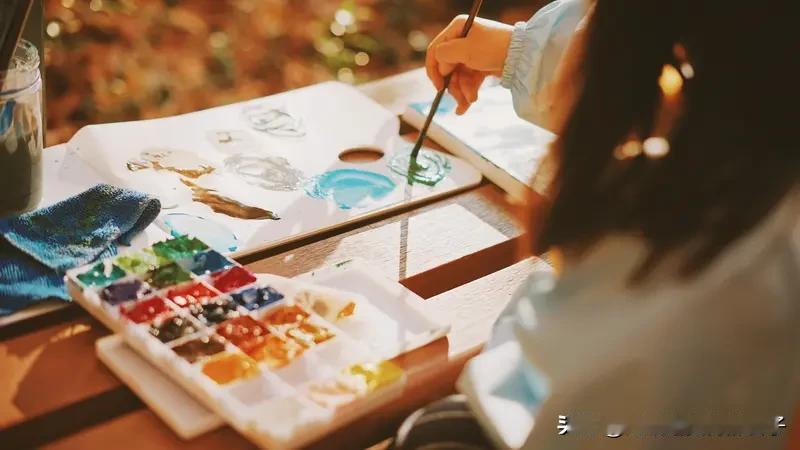 你觉得孩子有哪些爱好值得从小培养孩子有些爱好从小培养，好处多多。艺术类里，绘