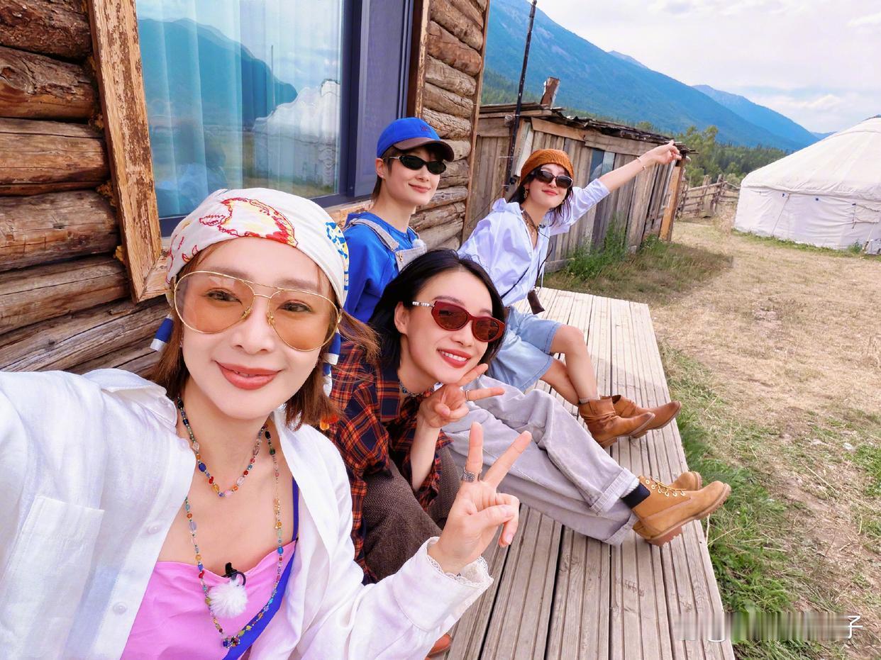 1.李宇春有个心结，就是当年在网暴的时候，她没有反驳而是一笑带过，而实际上，那些