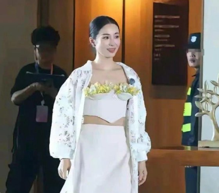 现在衣服也讲究环境保护了吗？​​​
