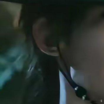 《暗河传》的导演懵了龚俊也懵了彭小苒也懵了，导演已经后悔请了常华森，因为他把主演