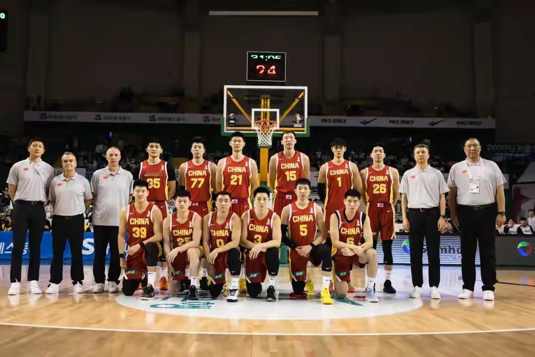 真的是服了有些人！打的好的时候，都给捧上天了，各种吹嘘！现在呢，只是输了两场未