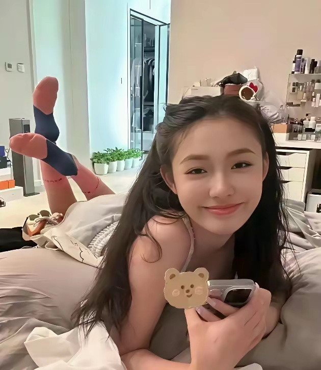 林允晒出北京的豪宅走红网络，网友纷纷表示“狠狠共情”