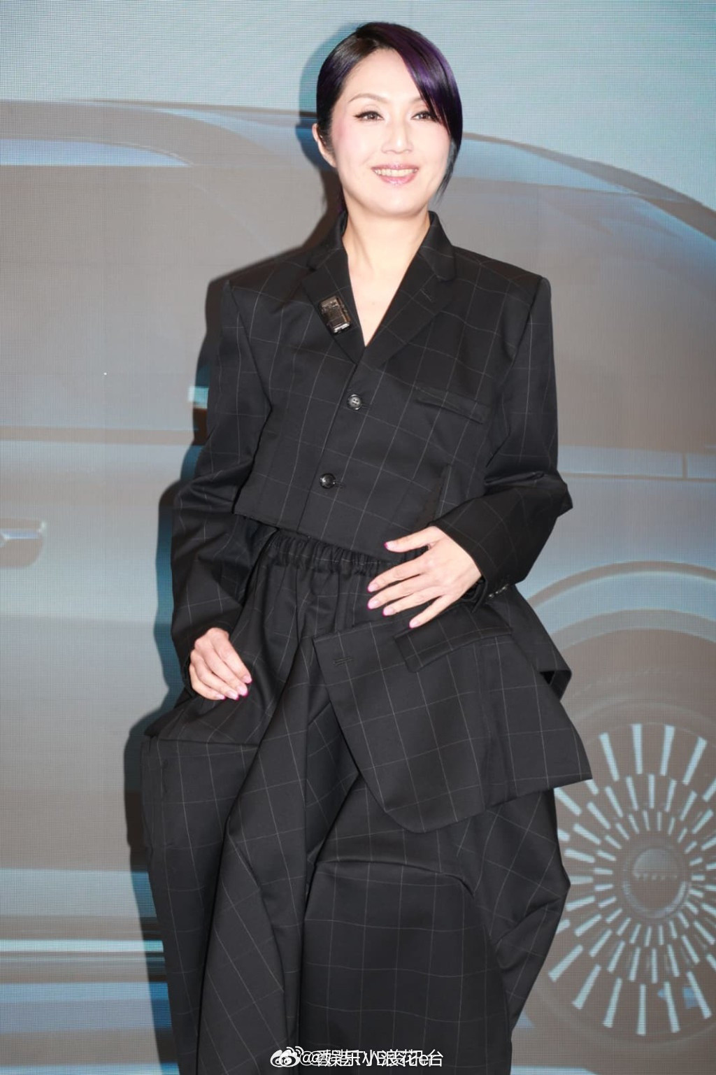 杨千嬅做了妇科小手术杨千嬅回应关淑怡被曝病危杨千嬅出席活动透露身体需要休养，她