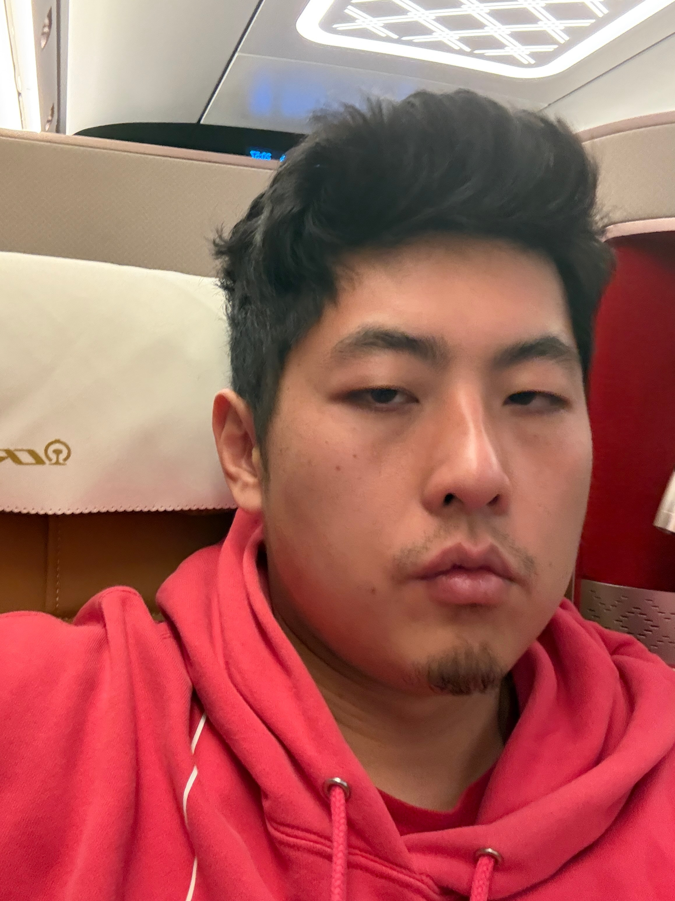 这个点坐地铁，班味儿太重了...香港·九龙寨城公园