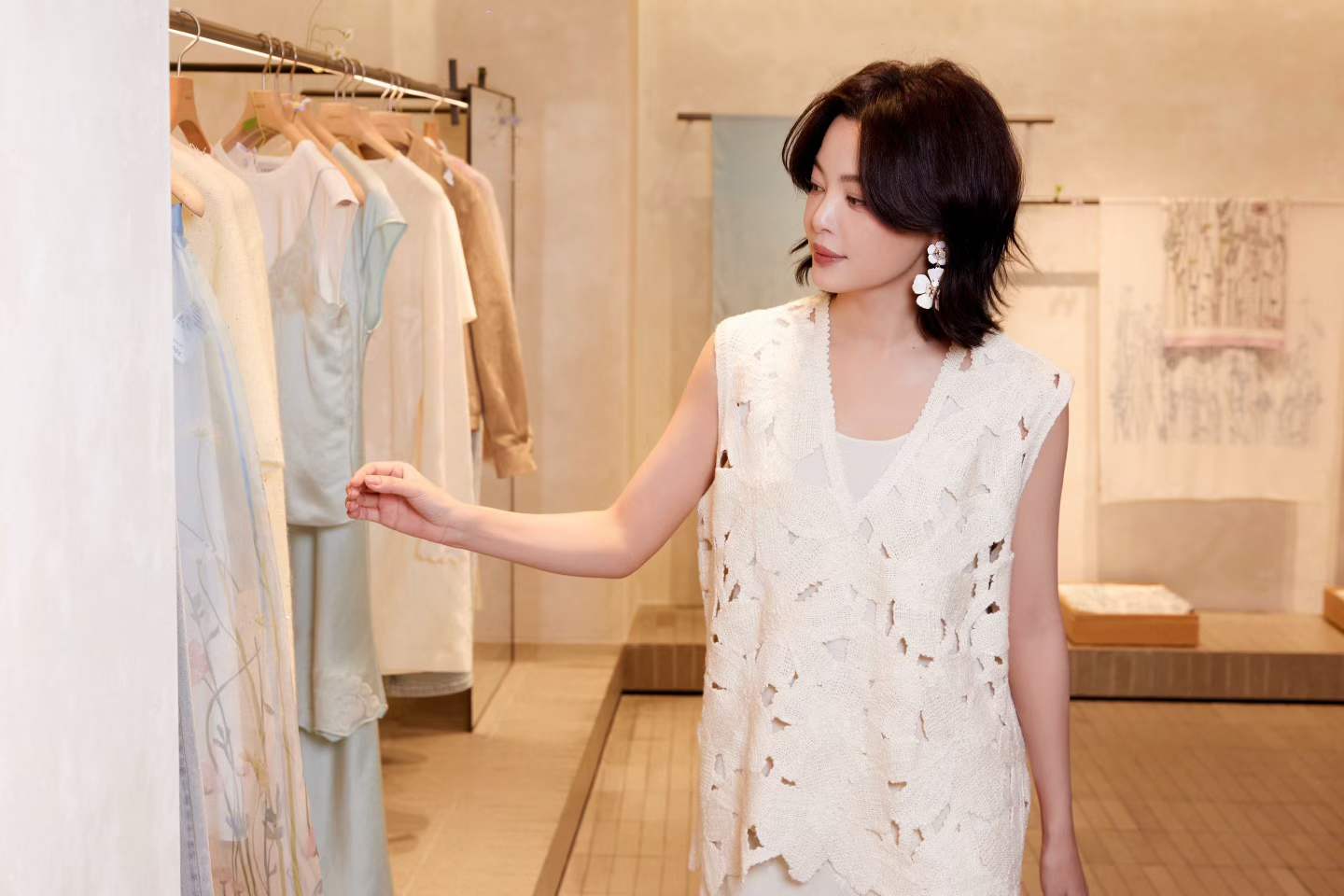 趁春天四处美美美美的辛芷蕾