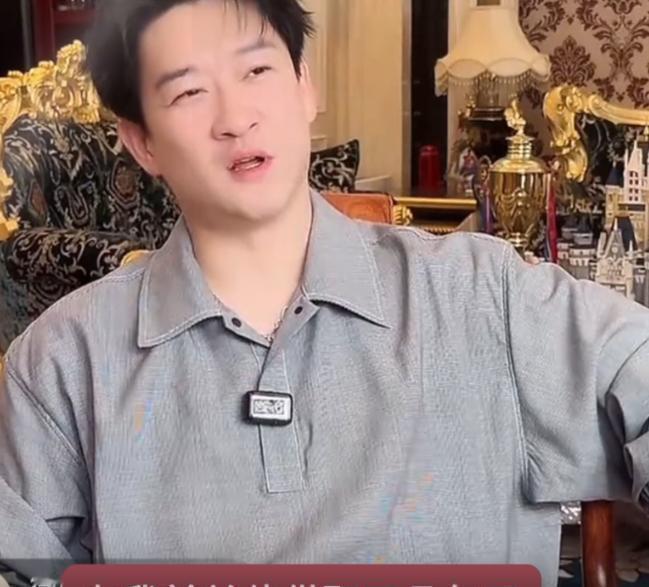 曹云金当众怒吼：他曾是我兄弟，进了德云社立马把我微信删了，见我像躲瘟神！你敢信