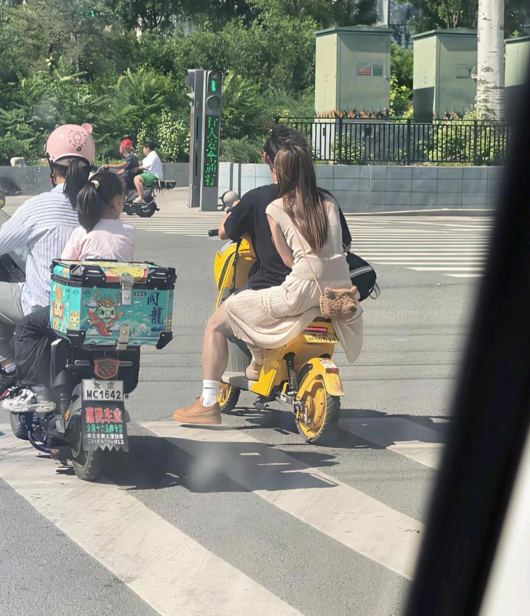 这腿怎么这么壮？