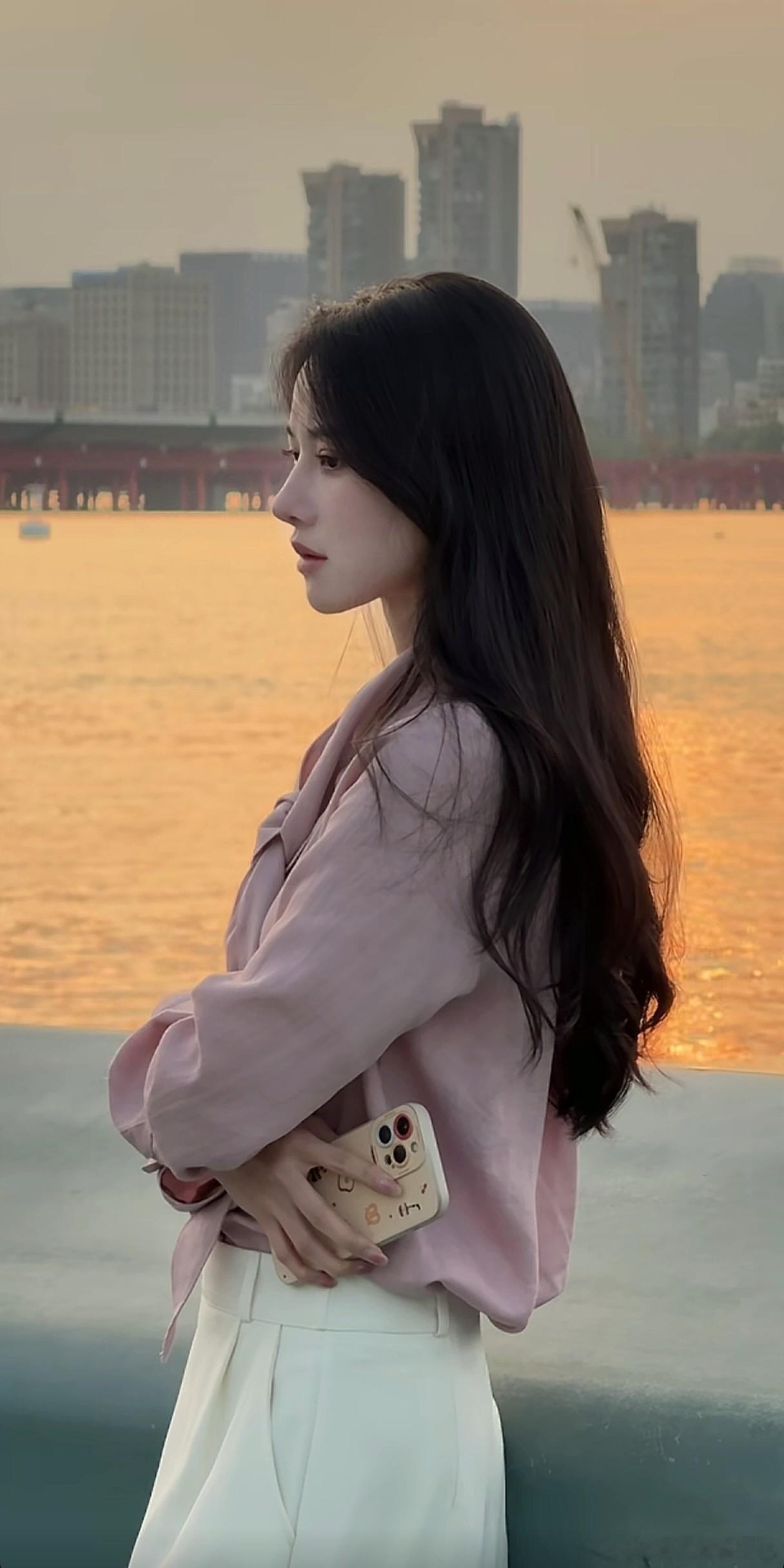 气质穿搭小姐姐