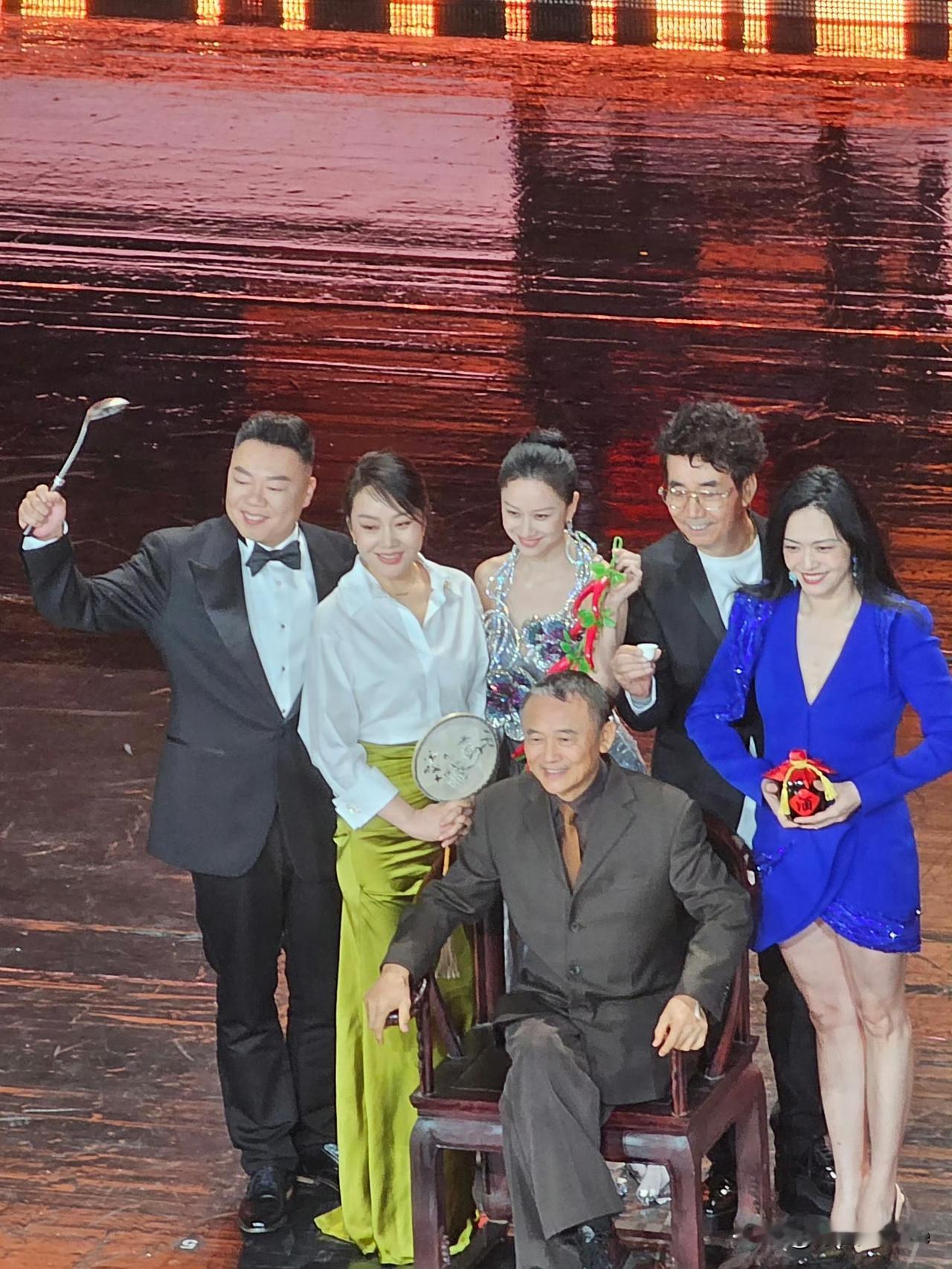 11月4日，没有沙溢姚晨的武林外传，感觉失去了灵魂，刚看到武林外传重聚几个字的时