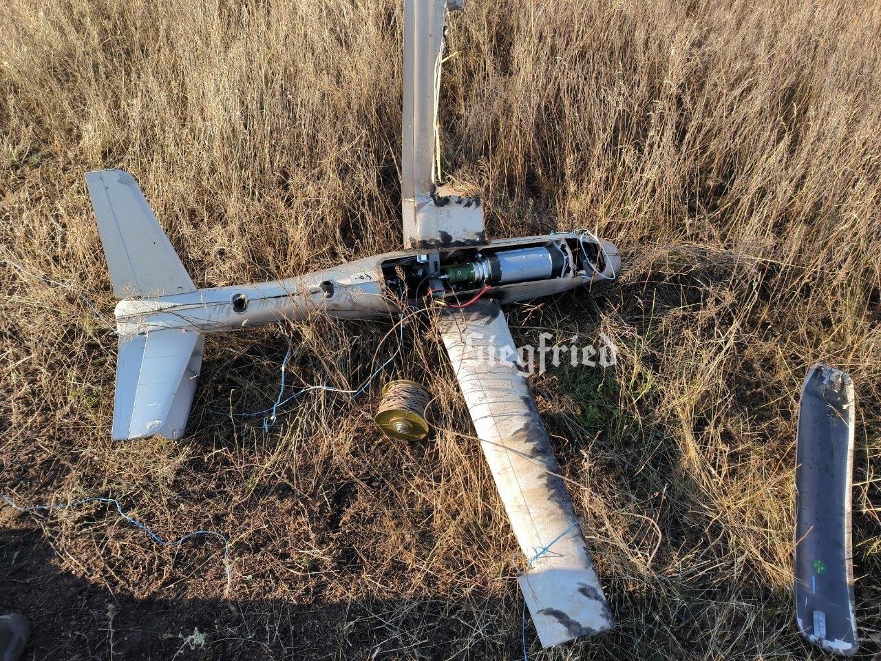 俄方从乌克兰“RAM-2X”攻击型无人机上回收了一枚重2.5千克的聚能装药战斗部