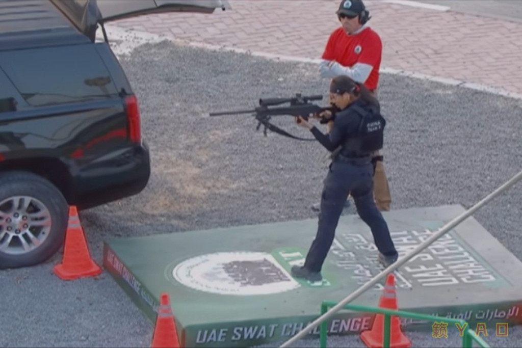 一点有趣的细节，虽然不清楚具体咋安排的，🇨🇳警察E队（特勤女队）在“火力突击