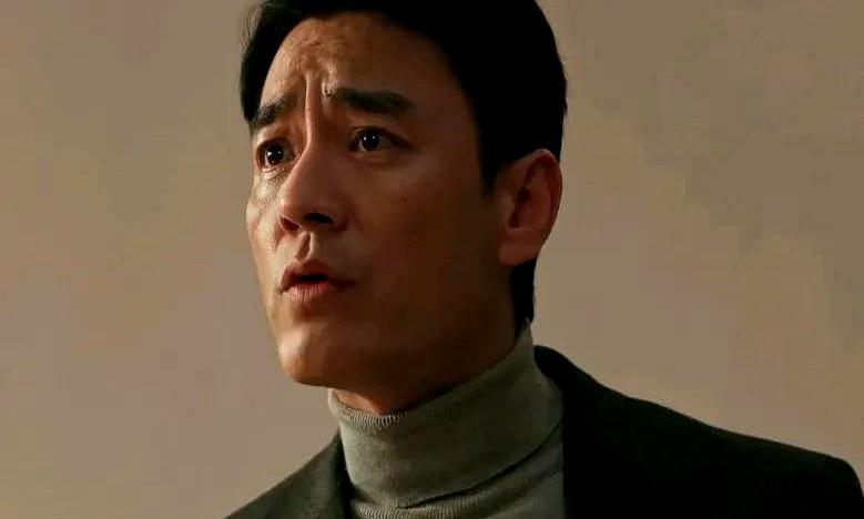 《以法之名》第9集预告，在李人骏妹妹的订婚宴上，洪亮发现他的妹夫竟然是程子健，万