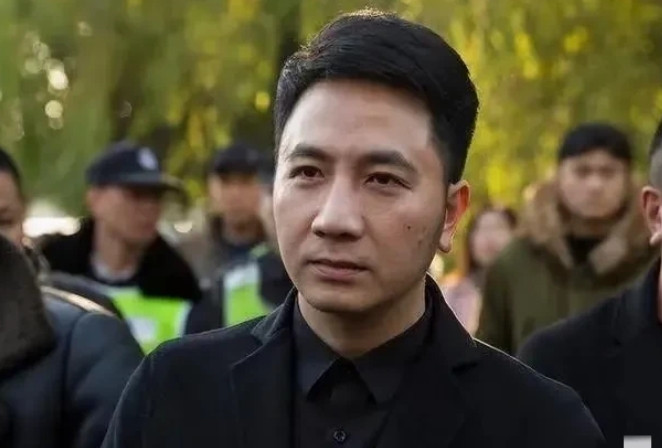 七年了，终于为了孩子反击曾经纵火案轰动一时还记得吗？林生斌富豪圈现在身在澳大
