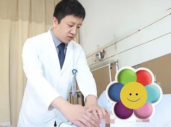 所有女性都来看看，这就是血的教训。​浙江50岁张女士，发现自己右胸长了一个花生