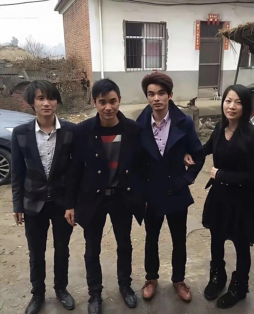 三十年，变化好大啊[捂脸哭]