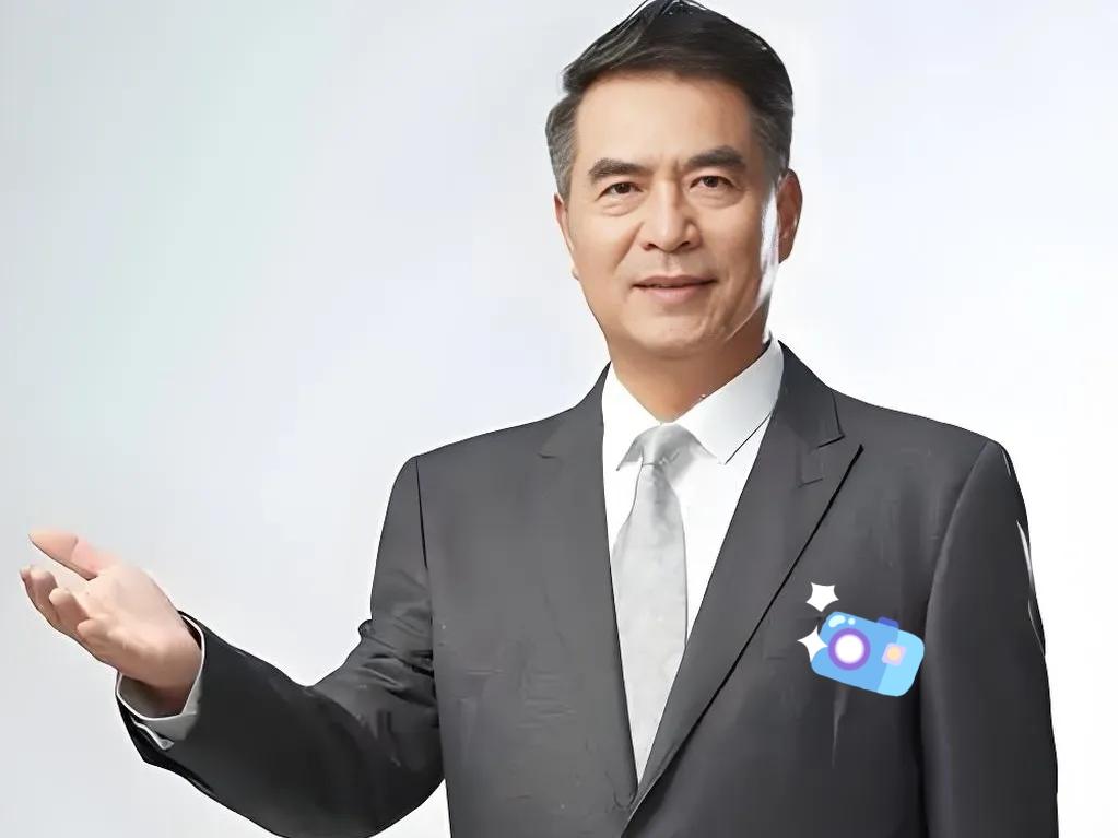 一直以为何晴生病那阵子，忙前忙后照顾她的是廖京生，搞了半天，咱们都想当然了