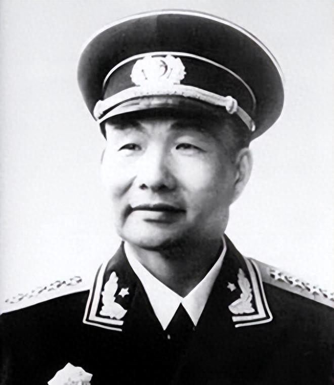 在开国十位大将之中，粟裕以军事能力最为突出，那么地位最高的大将到底是谁呢？19