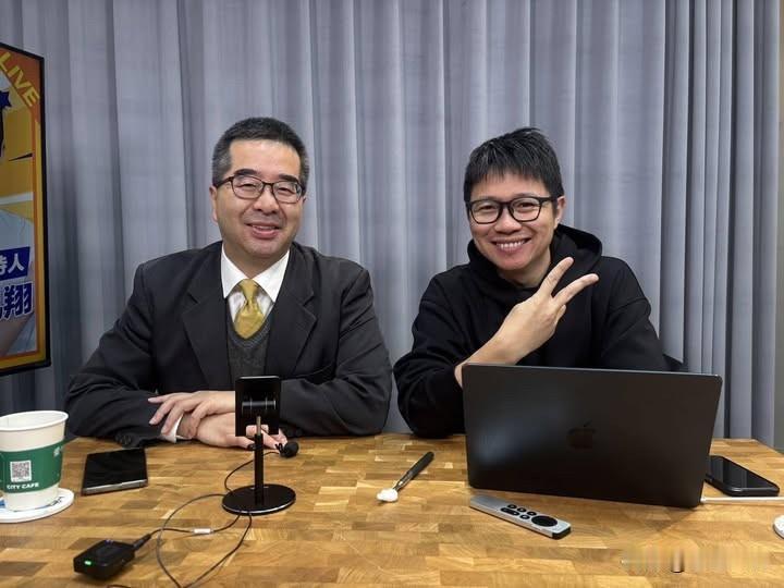 萧旭岑昨称“募款是日常工作”朱凯翔批说谎针对金溥聪昨天公布萧旭岑收受台商