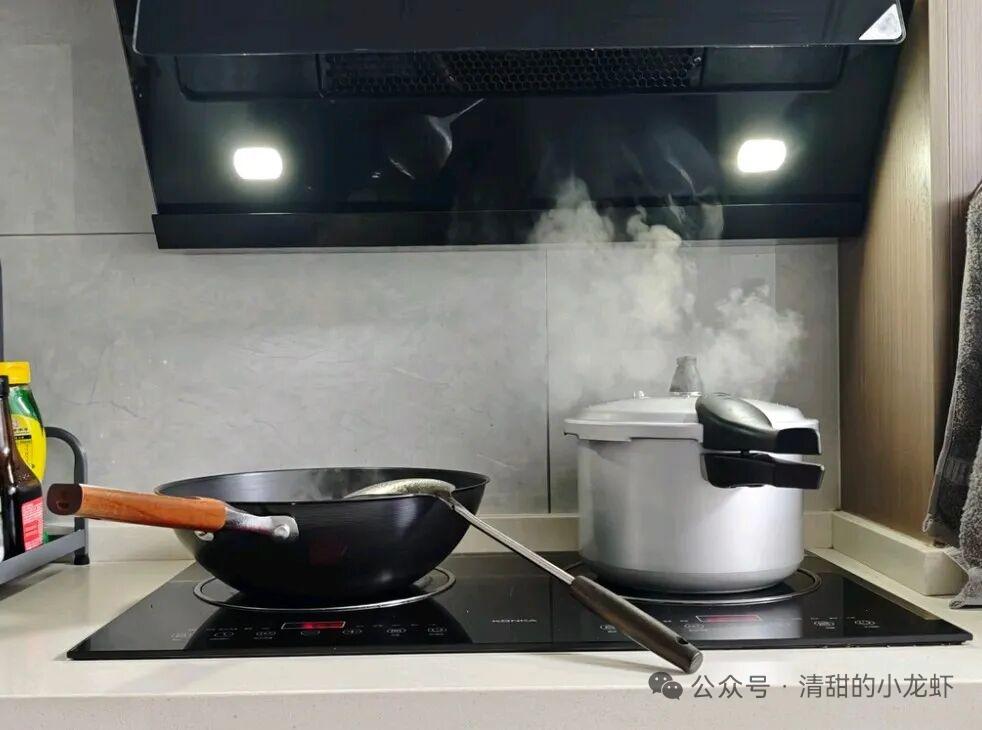 巧了，我也不吃早餐越来越多人说，不吃早餐伤身体，是对自己不负责任，要早睡早