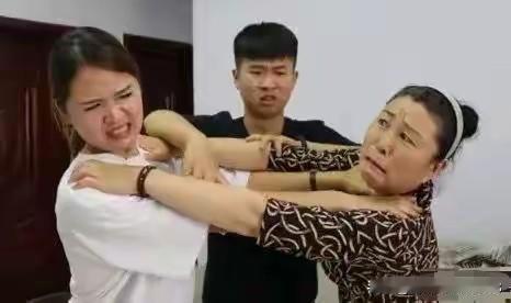 开始儿子说去做上门女婿，我不同意，我觉得儿子去做上门女婿，是我人生最大的失败，说