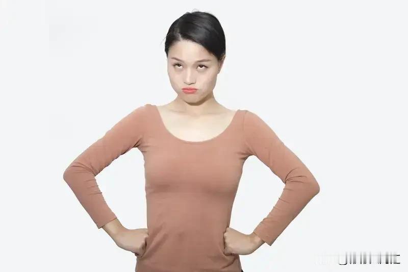 很多人疑惑外卖员为啥不投诉顾客。其实以前外卖员收入高，顾客投诉很管用，他们不敢反