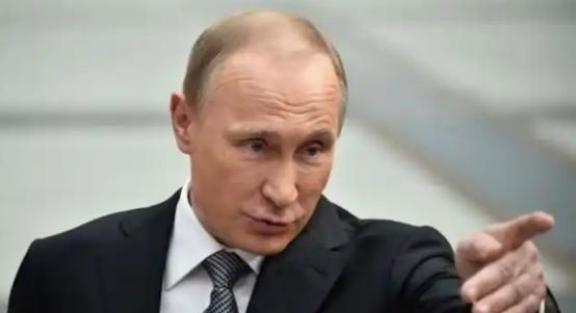 一招毙命！打了三年，俄军终于找到了乌克兰真正的“七寸”！当那座70年代的苏联变电