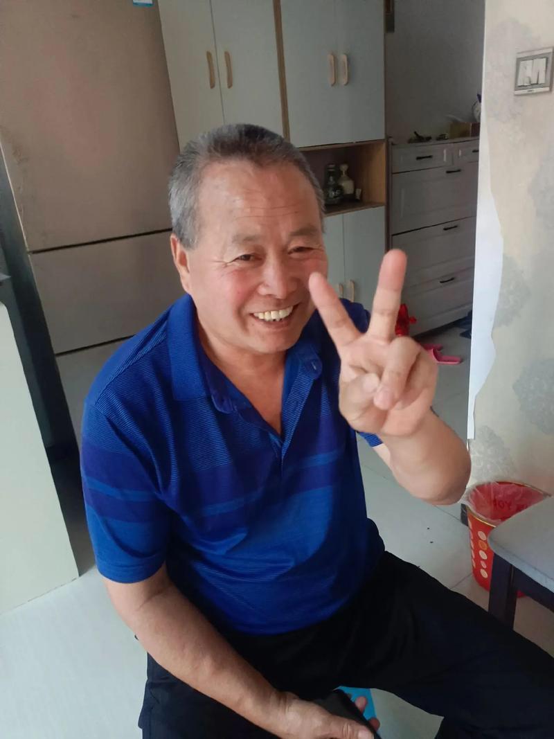 最近看到一则徐州仓库管理员招聘信息，让人不禁心生疑惑。招聘要求显示，工作时间为8