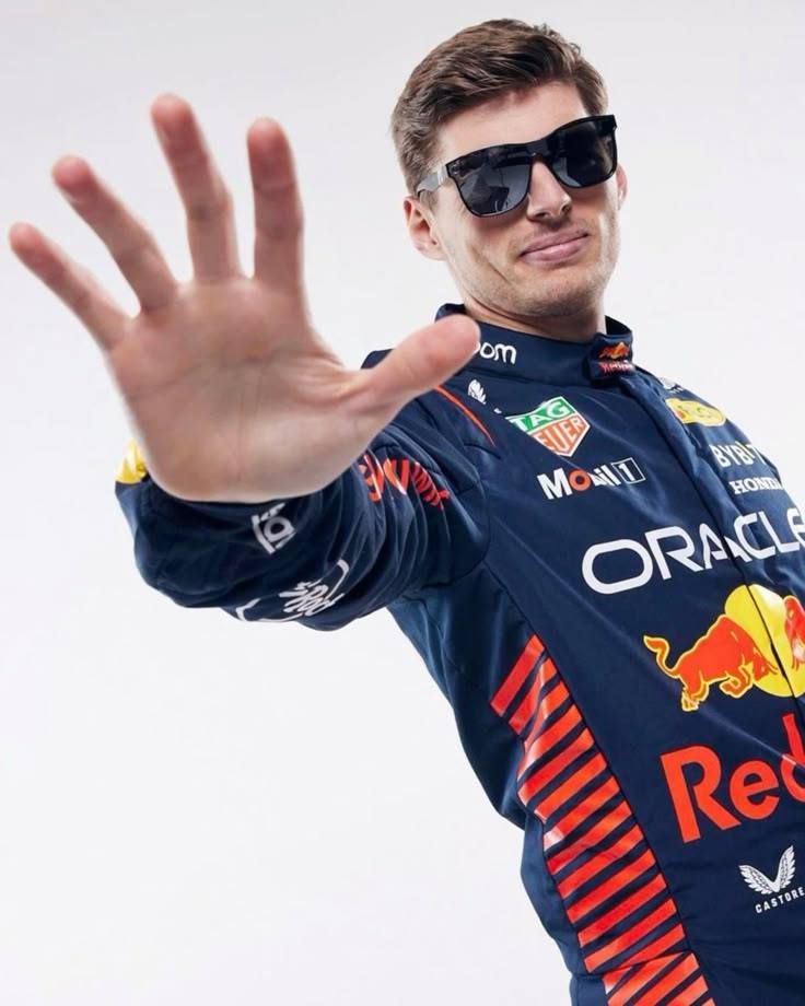 维斯塔潘的收官决战排位，让人不得不服！Q2吃阿隆索尾流省一套新胎Q3一飞吃角田尾