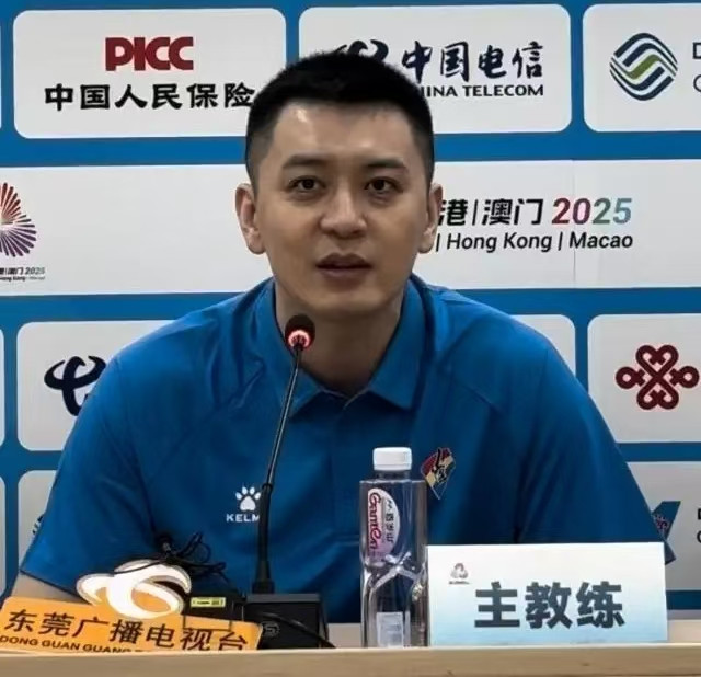 杨鸣毒奶战术上线！杜锋未战先成众矢之的，辽粤博弈暗