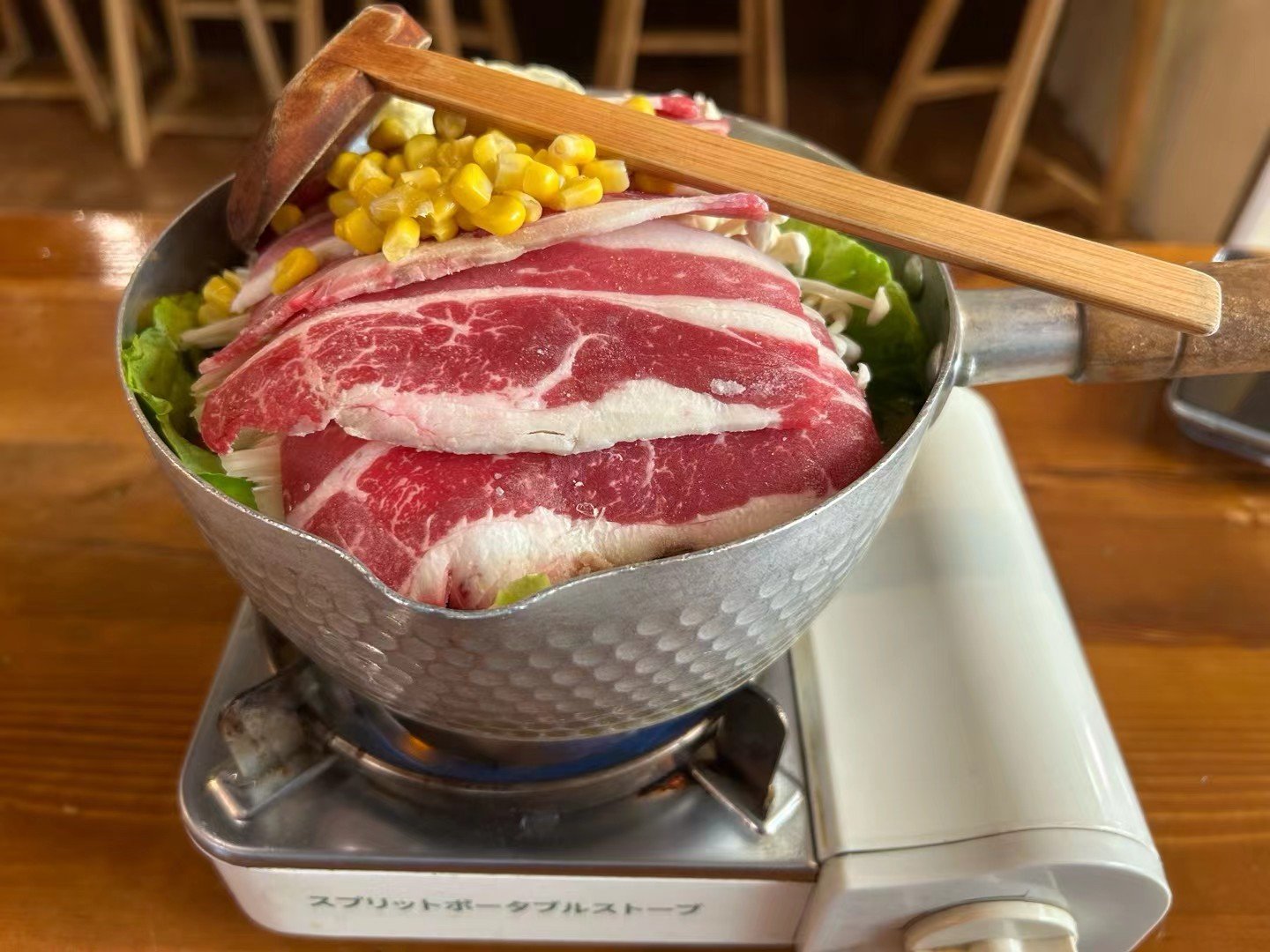 今天的午饭随便778好久没来这家日式餐厅了点的厚切猪里脊饭豚骨拉面三文鱼刺身