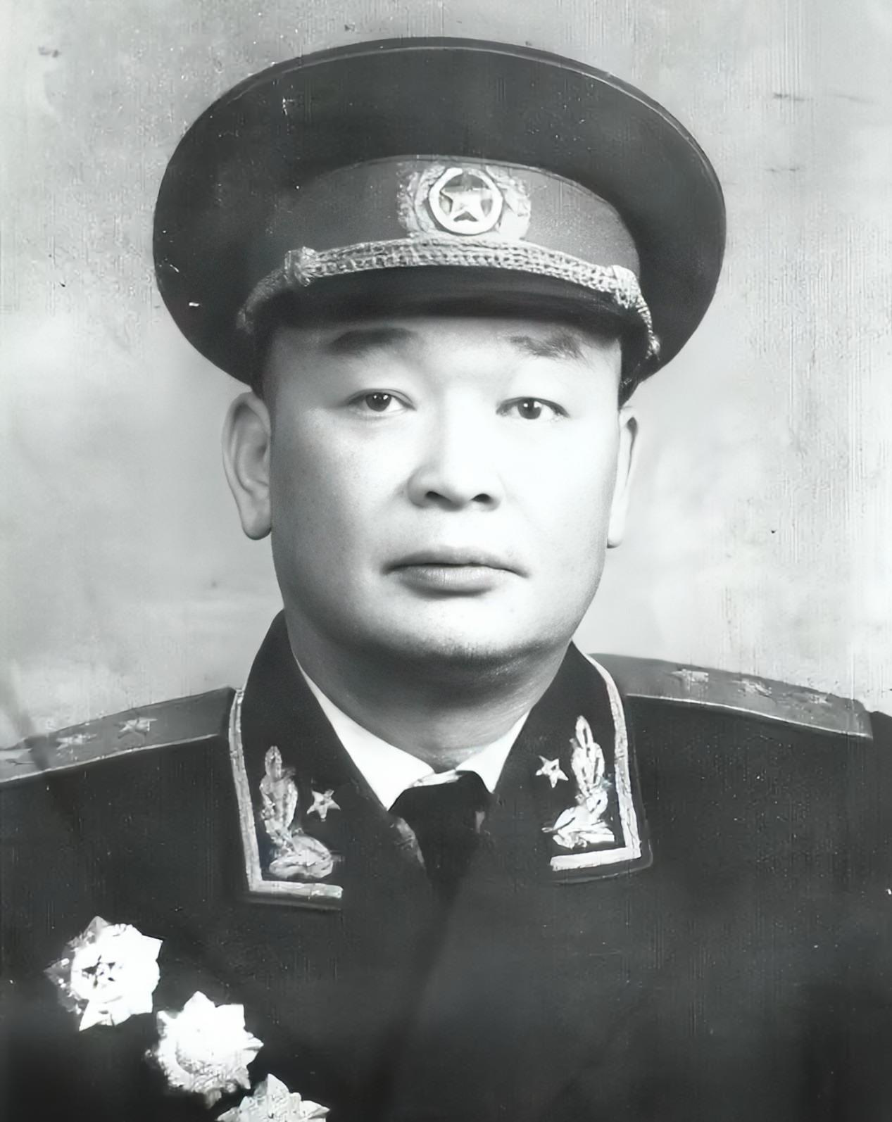 开国上将阎红彦发现八旅的纪律不好，严肃地指了出来，旅长马忠全不但不接受批评，还和