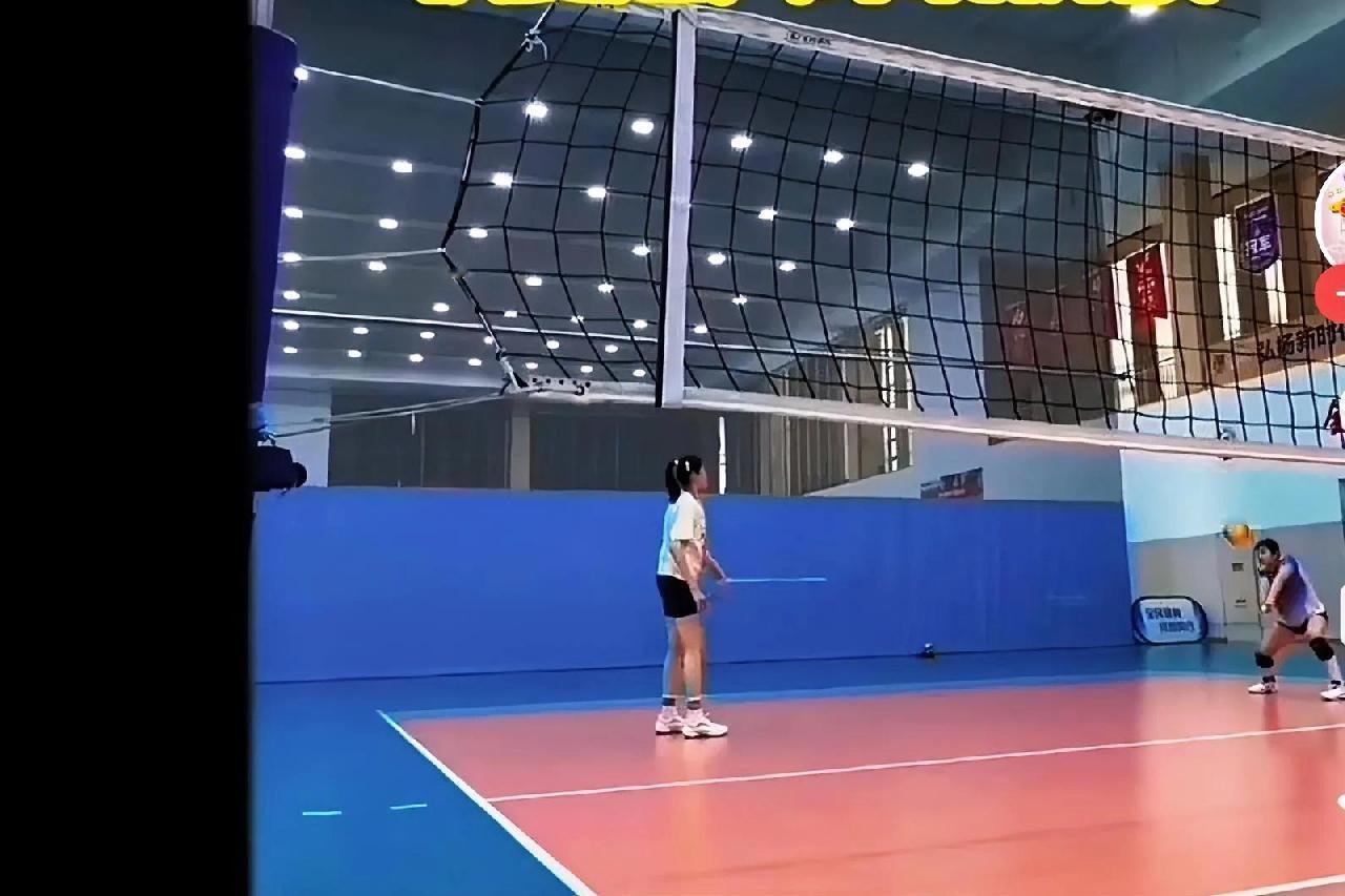 下赛季天津女排困难重重夺冠无望！理由如下：一、宝泉指导一贯信奉的“外边来人