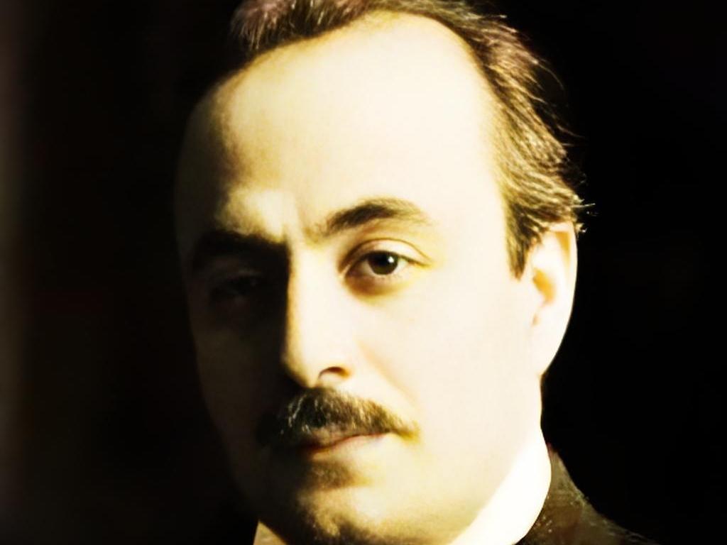 纪伯伦说：“永远不要让你的筹码，只剩下老实和善良，大家都喜欢老实人，却不