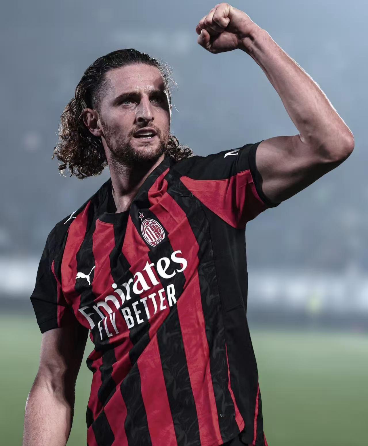 搞掉罗马，紧跟国际！国际米兰已经在榜首座的时间太久了，要想个办法把他从宝座上拉