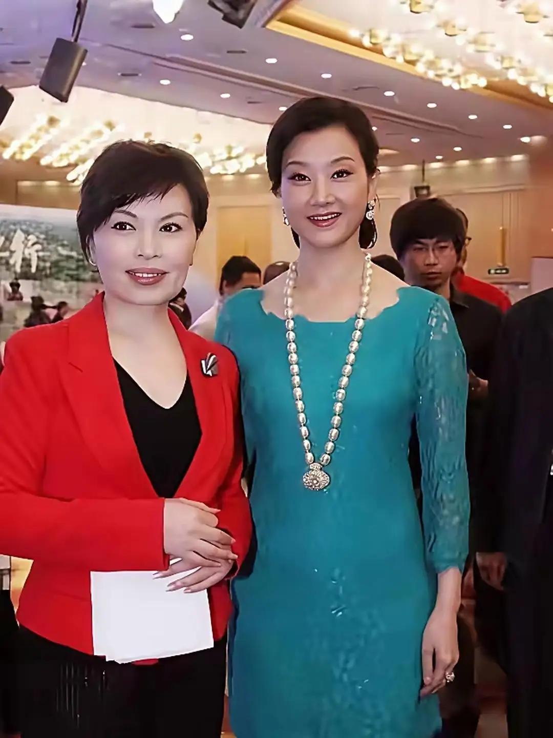 宋祖英李瑞英2023年合影