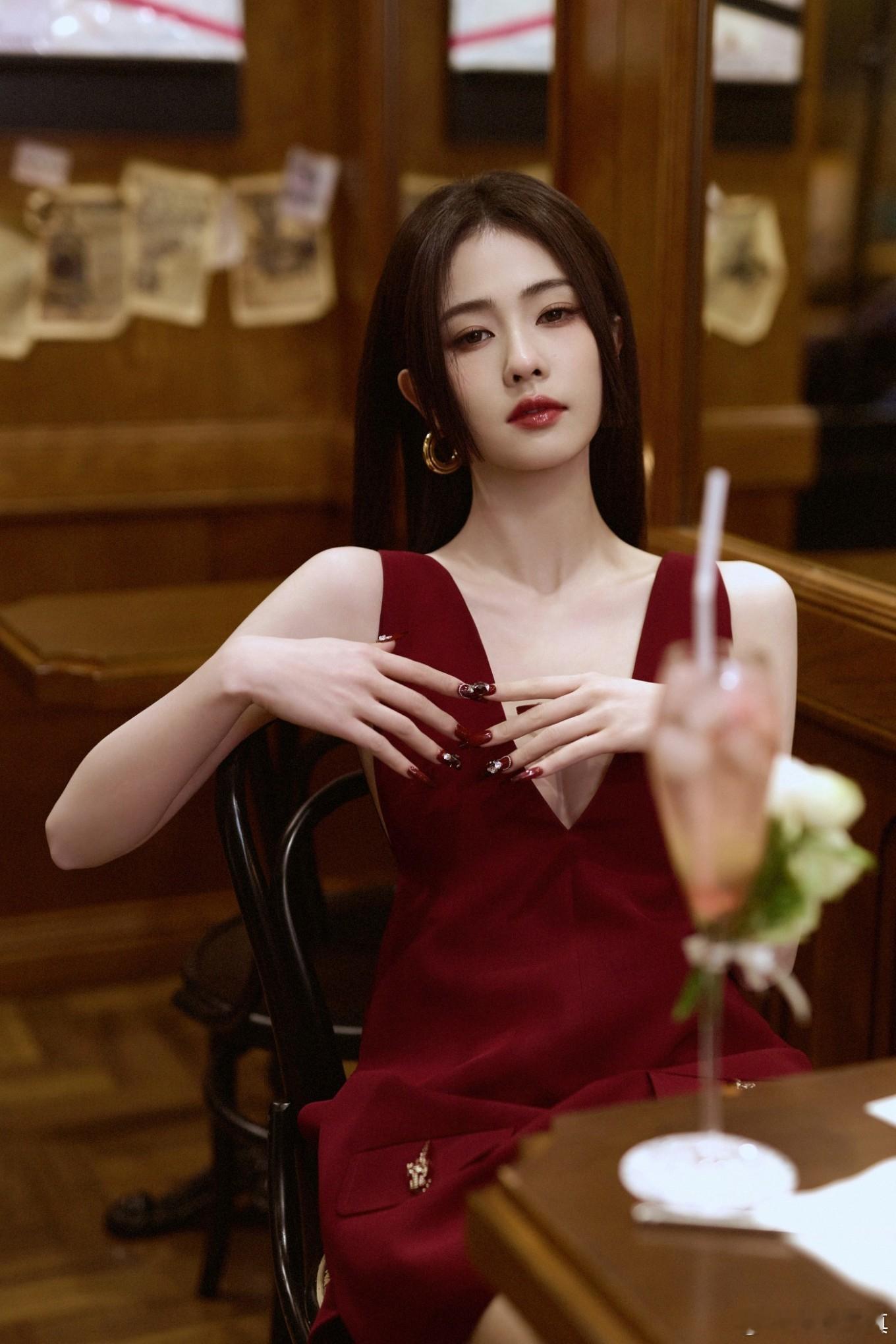 2025尖叫之夜全阵容名单2025爱奇艺尖叫之夜白鹿GucciAncora安