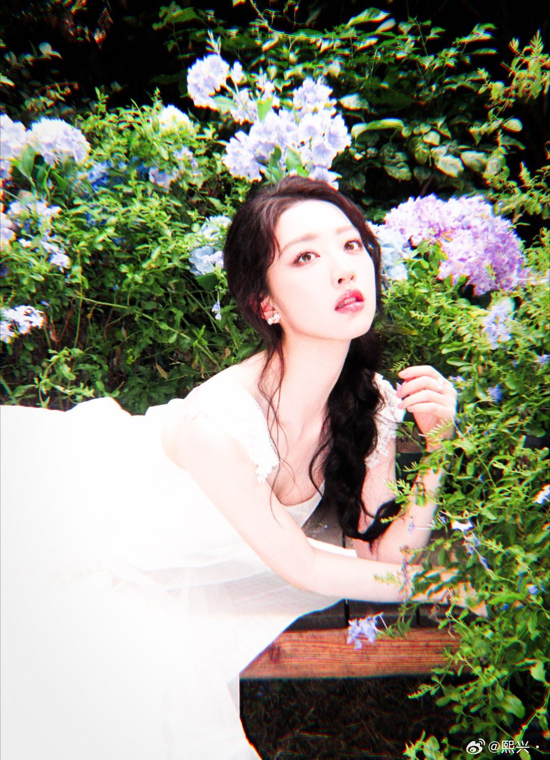 #邓恩熙#鲜花❁和美人更配哦⸜(๑'ᵕ'๑)⸝⋆*​