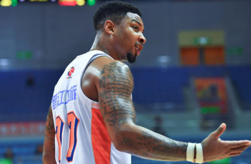 皮特森今晚见到“女友”就是猛啊