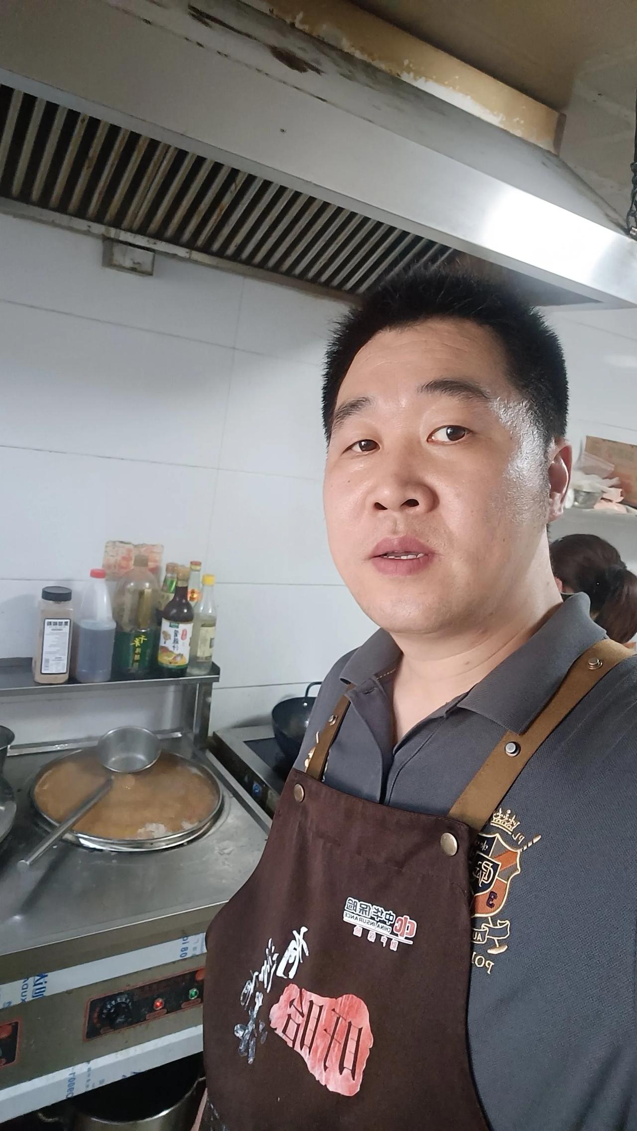 居然有如此厚颜无耻之人，大家还记得一个月前我记录的一个以前的客人过来借40块钱。