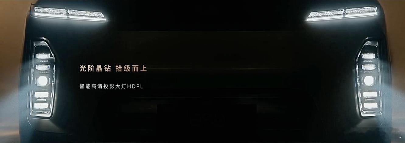 懂车老王看完ES9发布会，聊点实在的行业视角吧。脚底按摩这种边缘噱头虽然有趣，