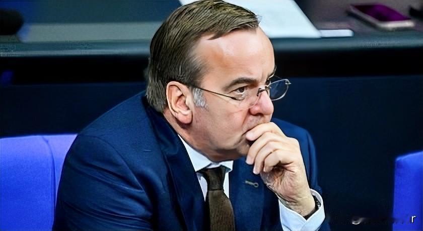 就在今天，德国防长皮斯托里乌斯在接受《法兰克福国际报》采访时表示，北约和俄罗斯之