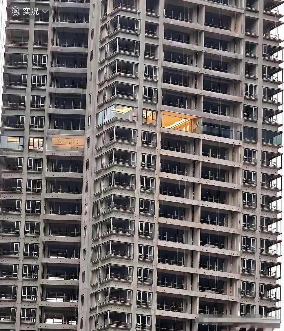 他们是怎么做到进去装修好入住的？开发商会同意？