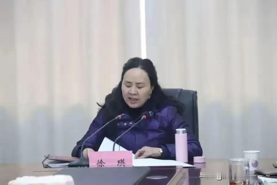 太奇葩了！？徐瑛一级巡视员，徐瑛，4次由私营企业主自带食材和厨师到家中为其烹