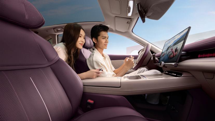 智能化竞争已进入深水区，深蓝S07华为乾崑630长续航版做出了一个明确选择：将华