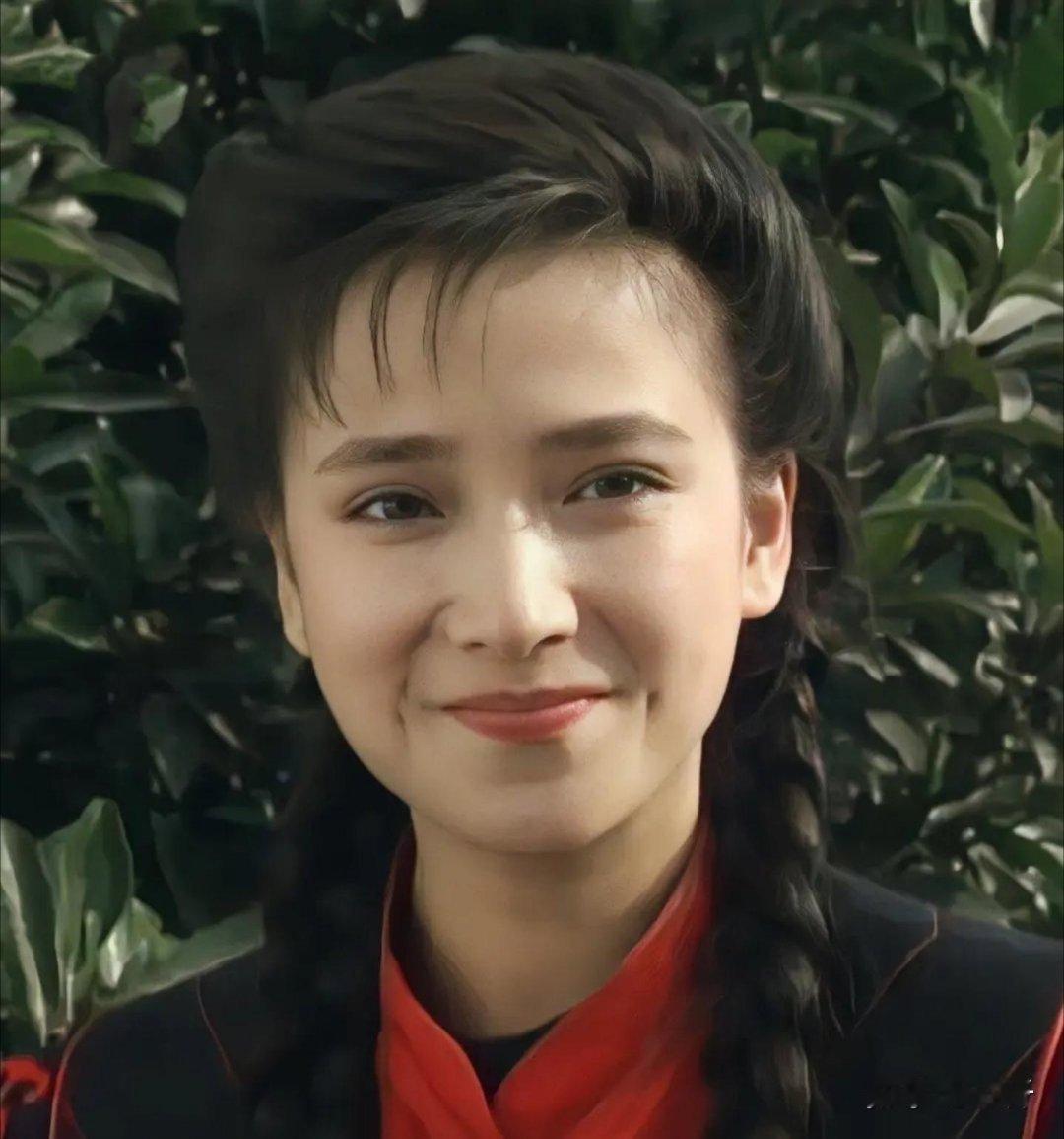 2025:“讣告”：中国著名表演艺术家中国著名国家一级演员内地女演员何晴老师遗体