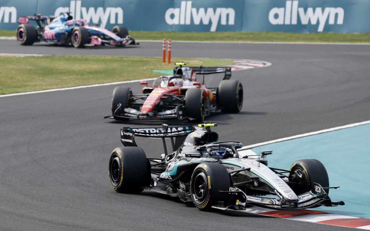 迈凯伦前车之鉴，梅奔内斗警报拉响？在队友安东内利于日本站取得2连胜，夺走车手积