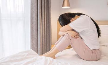痛经每次都很严重，需要去医院吗？还是忍忍就好？很多女生对痛经的态度只有四个字：