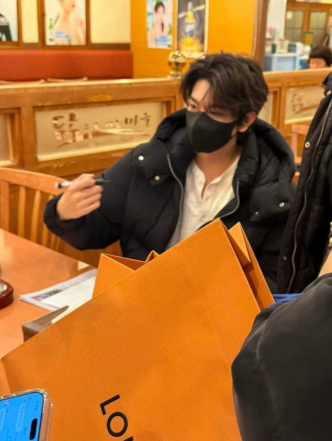 这家炒鸡店到底有多好吃啊！