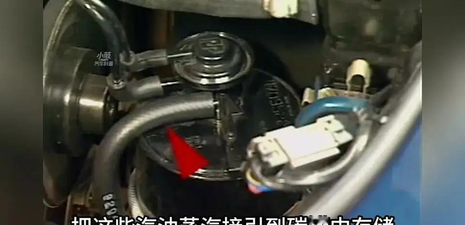 你以为是省油环保，车却在背后偷偷往外排汽油。这事跟你怎么开车没关系，跟厂家用了哪